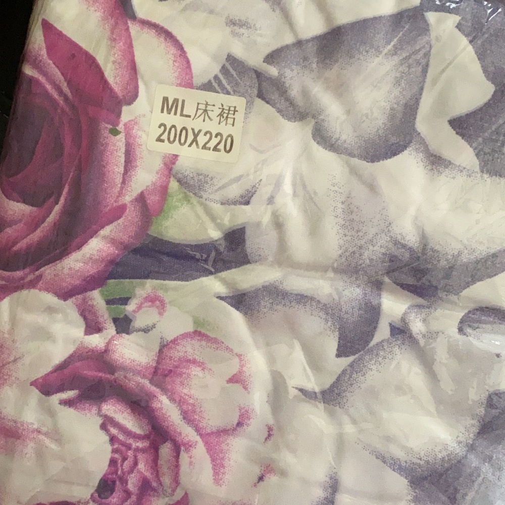 Bedsheets - Picture 2 of 7